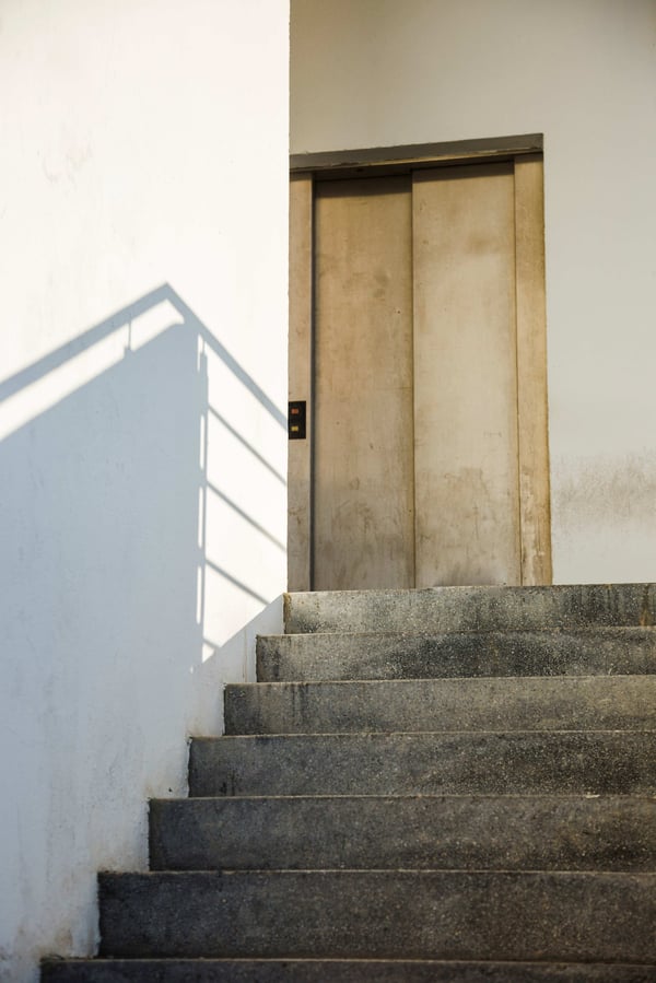 detail-urban-stairs